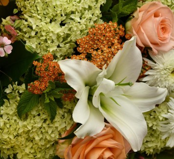 Quali fiori regalare per un anniversario di matrimonio?