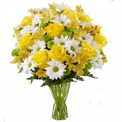 Bouquet Mix of Yellow and White with roses and daisies