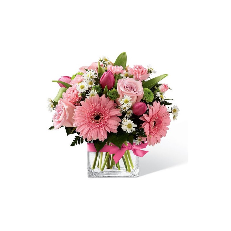 La composition et le verre d'hortensias roses-alstroemeria-et-oeillets