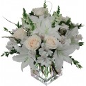 Composition roses and lilium white