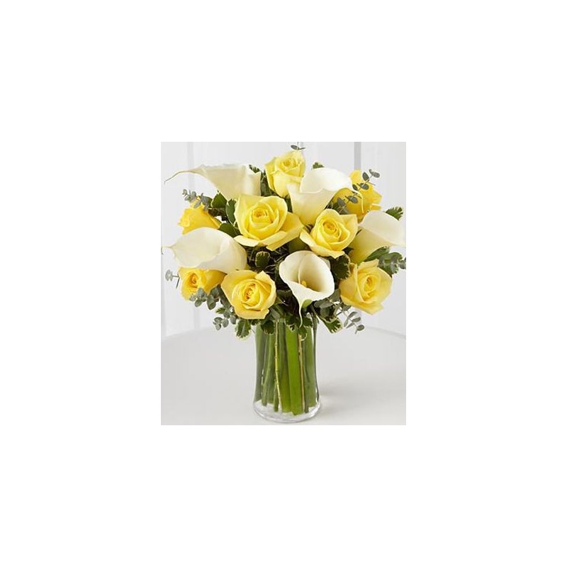 Rosas amarillas y blancas callas