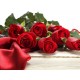 8 Trandafiri rosii in cutie 