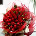  San Valentino3  gran-mazzo di  40rose rosse in fogli di verde